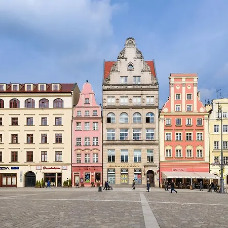 אכסניה Friends Old Town ורוצלב