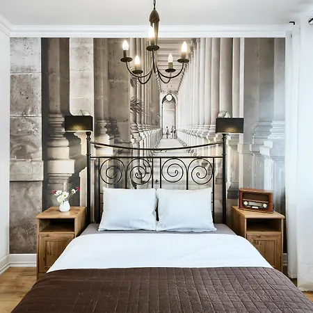 אכסניה Friends Old Town *