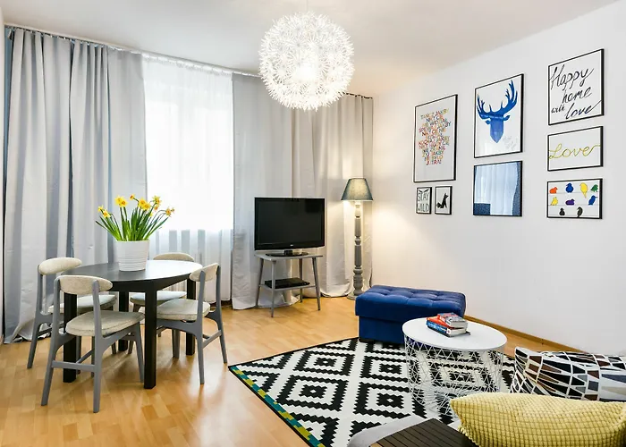 Friends Old Town Hostel