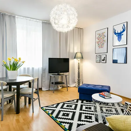 Friends Old Town Hostel