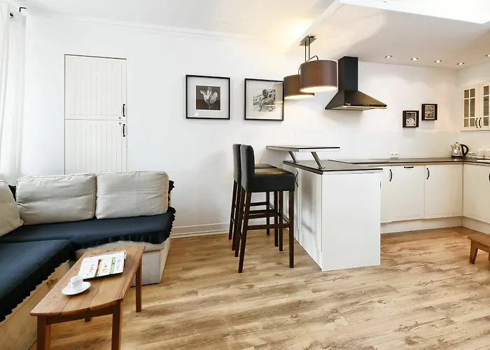 Friends Old Town Hostel