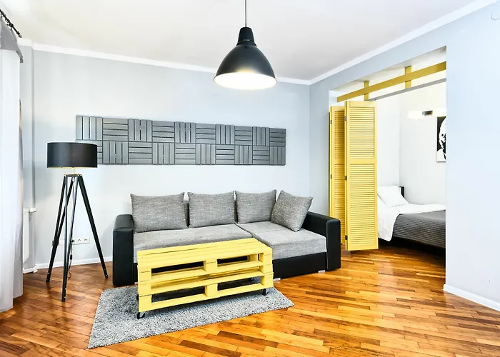 Friends Old Town Hostel