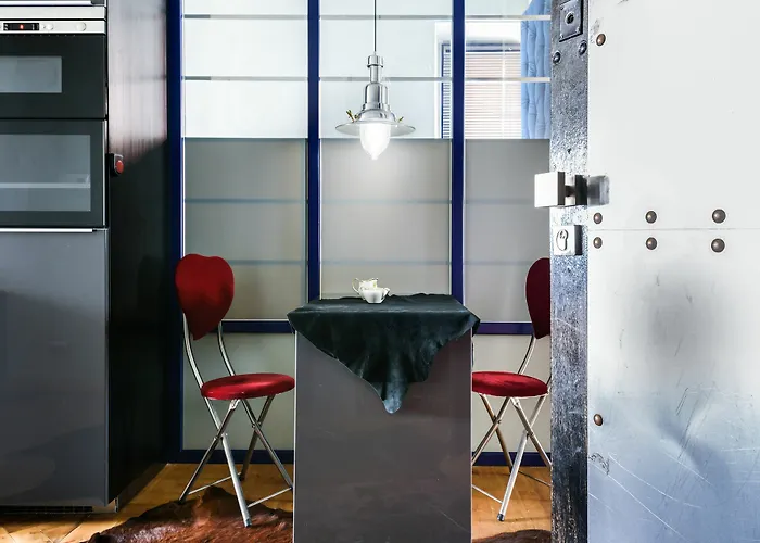 Friends Old Town Hostel